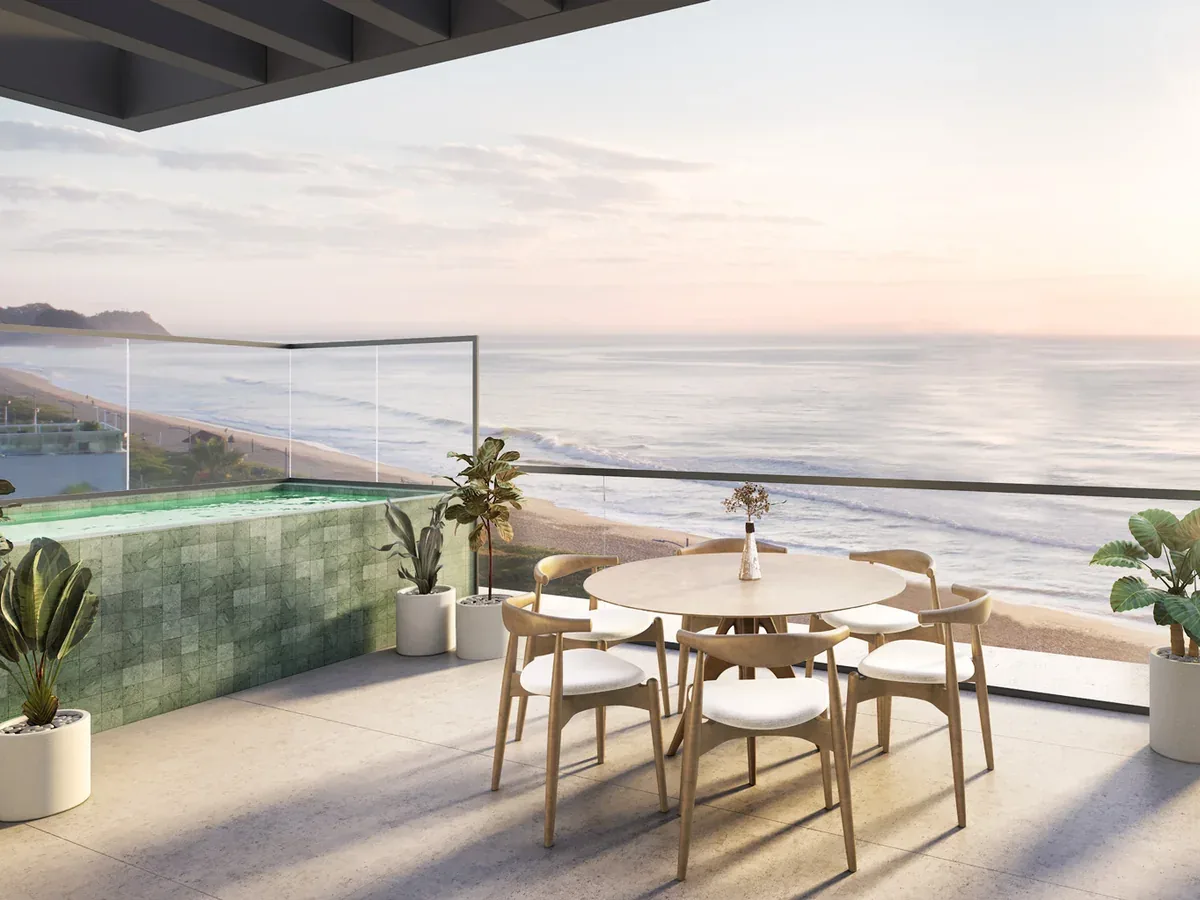 Tirreno Residenziale, terraço da cobertura duplex com piscina privativa e o mar da Praia Brava