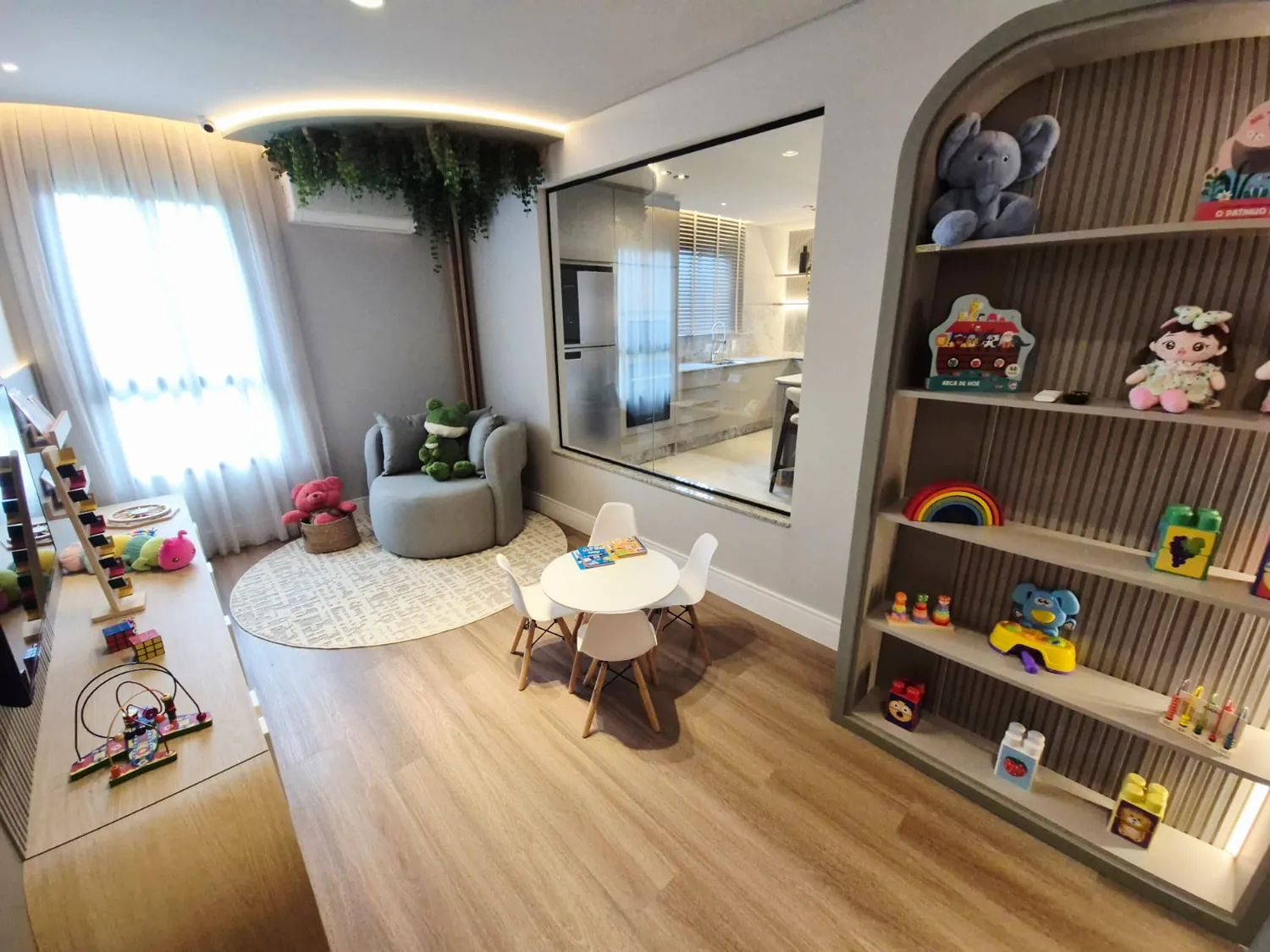 Manu Bay · espaço kids com brinquedos